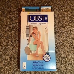 Jobst moderate compression knee high stockings, 15-20 mmHg, silky beige, size: S